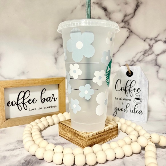 💘Powder Blue Retro Daisy Starbucks Cup💘 - Picture 2 of 4